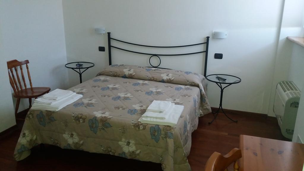 Leonessaffittacamere Habitación foto